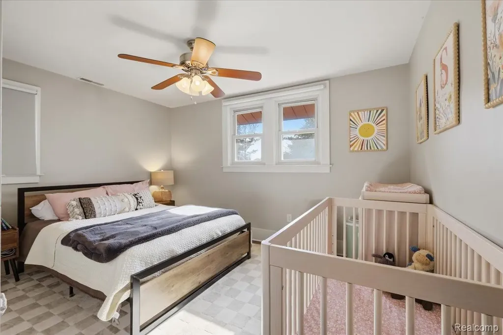 707 S Laurel Street Royal Oak City MI 48067