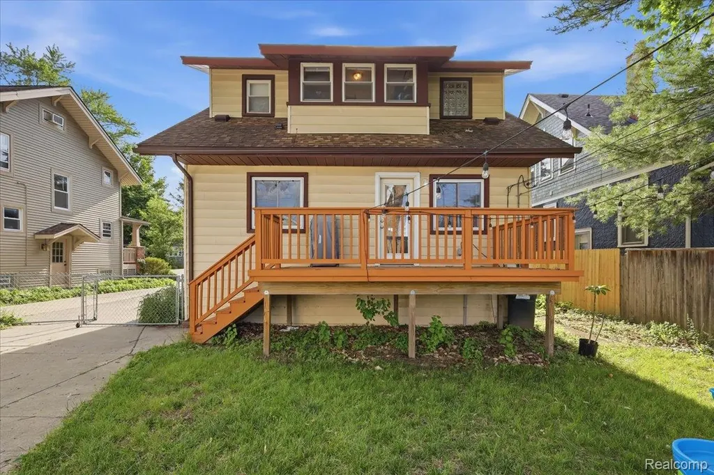 707 S Laurel Street Royal Oak City MI 48067