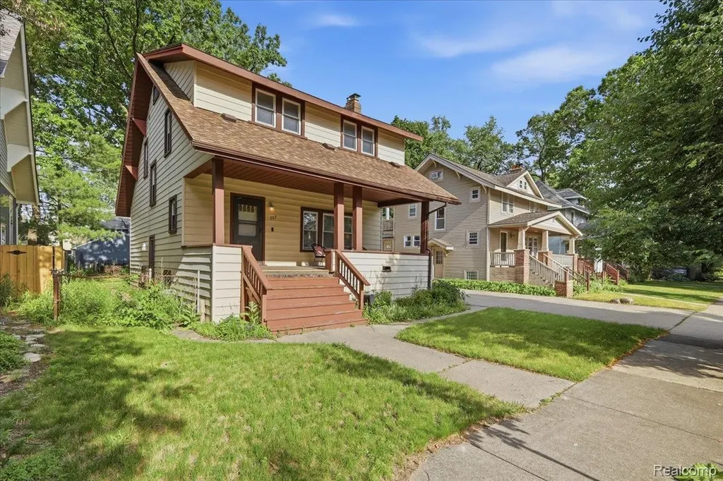 707 S Laurel Street Royal Oak City MI 48067