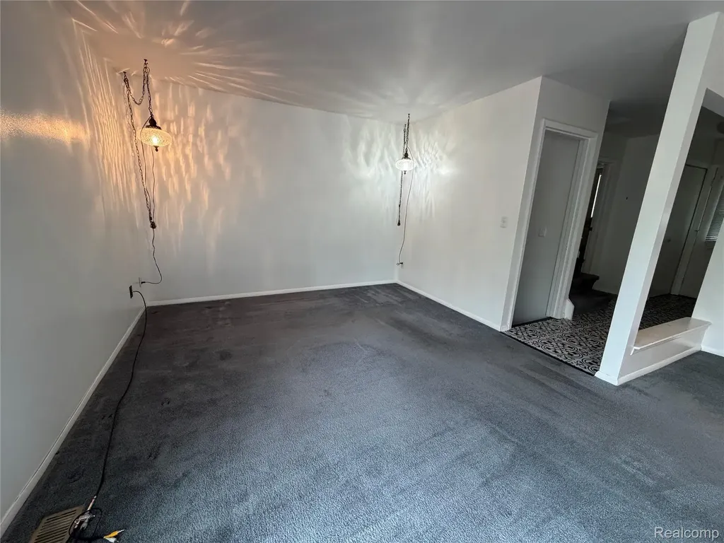1624 Peppertree Lane Lansing Charter Township MI 48912
