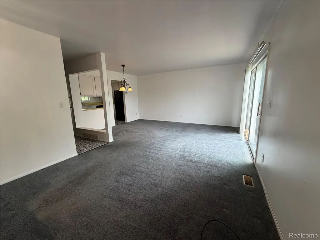 1624 Peppertree Lane Lansing Charter Township MI 48912