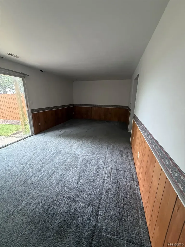 1624 Peppertree Lane Lansing Charter Township MI 48912
