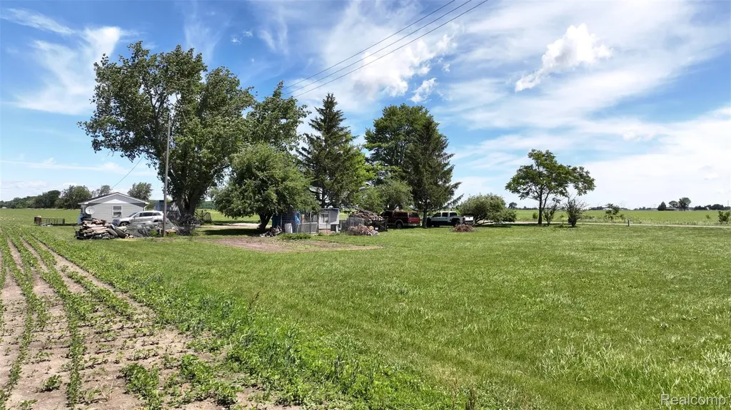 3521 Benoit Road Wisner Township MI 48733