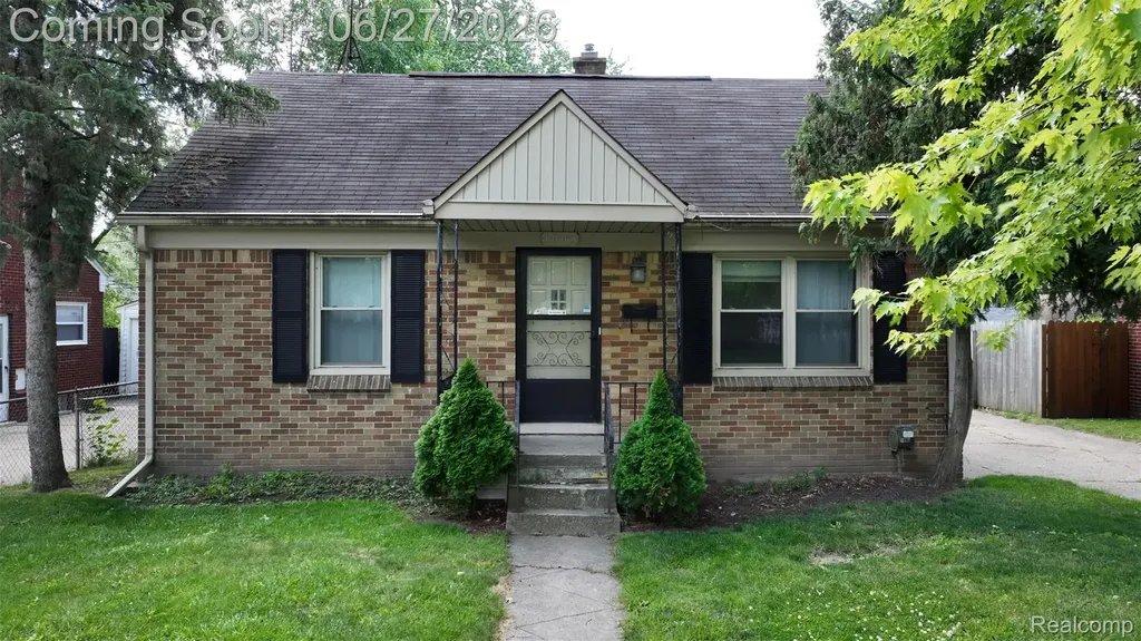 1005 Voorheis Street Pontiac City MI 48341