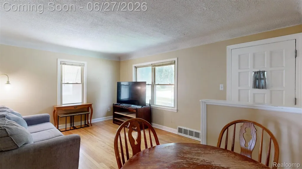 1005 Voorheis Street Pontiac City MI 48341