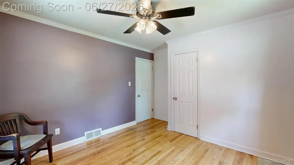 1005 Voorheis Street Pontiac City MI 48341