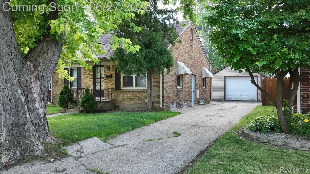 1005 Voorheis Street Pontiac City MI 48341