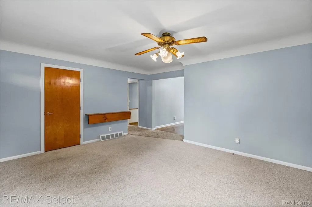 3323 E Carpenter Road Genesee Charter Township MI 48506