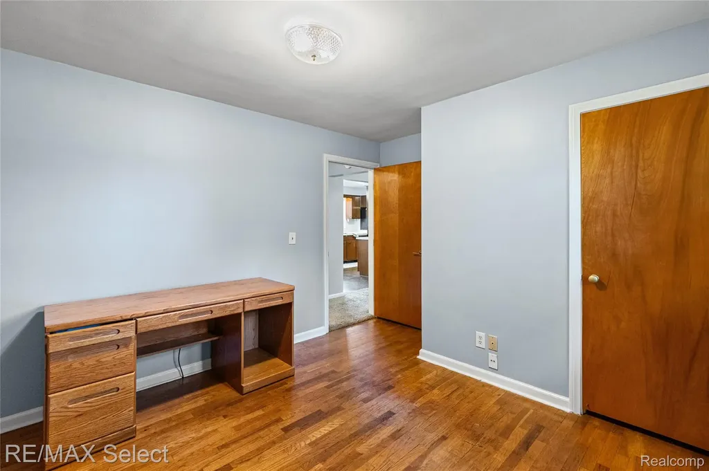 3323 E Carpenter Road Genesee Charter Township MI 48506