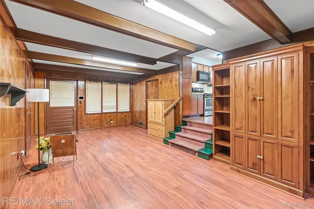 3323 E Carpenter Road Genesee Charter Township MI 48506