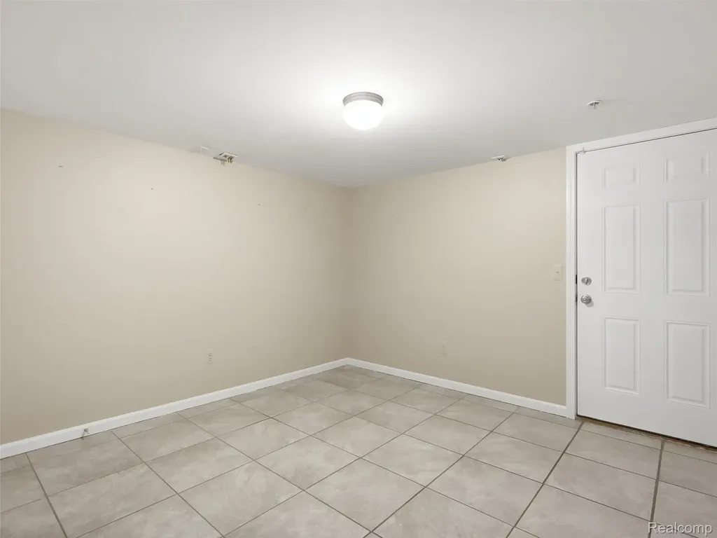 45650 Kennedy Avenue Shelby Charter Township MI 48315