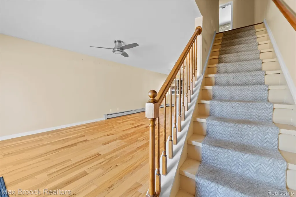 26902 Sandy Hill Court Lyon Charter Township MI 48165