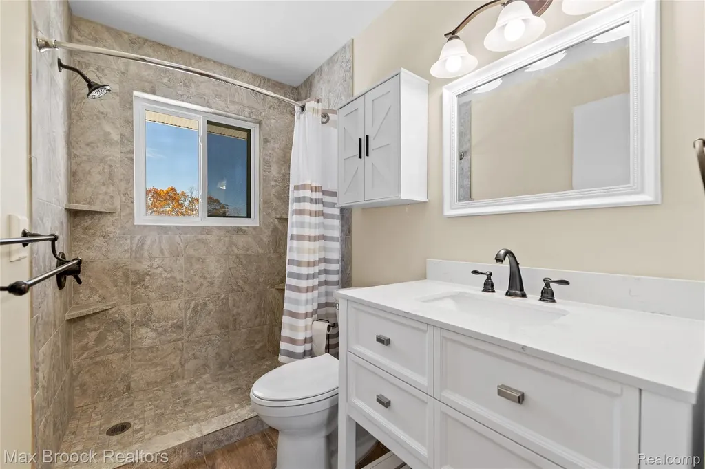 26902 Sandy Hill Court Lyon Charter Township MI 48165
