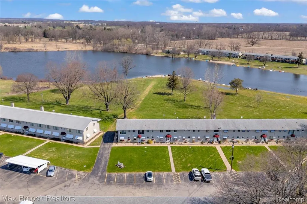 26902 Sandy Hill Court Lyon Charter Township MI 48165