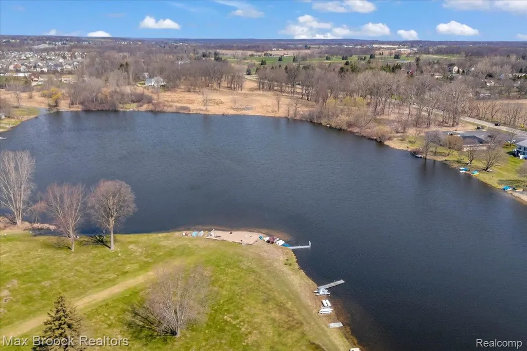 26902 Sandy Hill Court Lyon Charter Township MI 48165