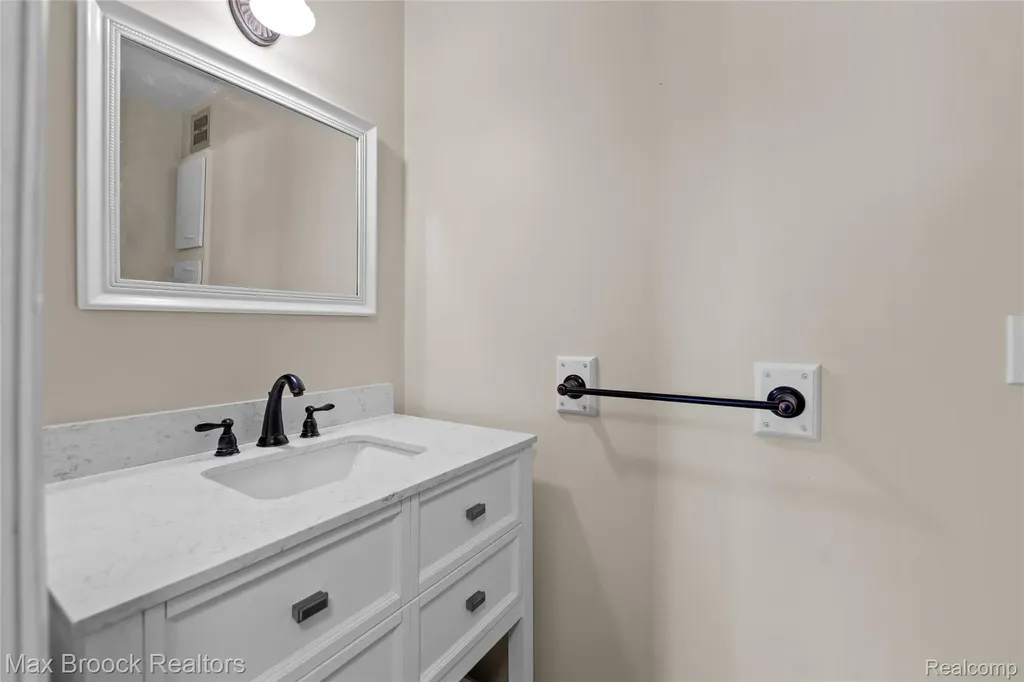 26902 Sandy Hill Court Lyon Charter Township MI 48165
