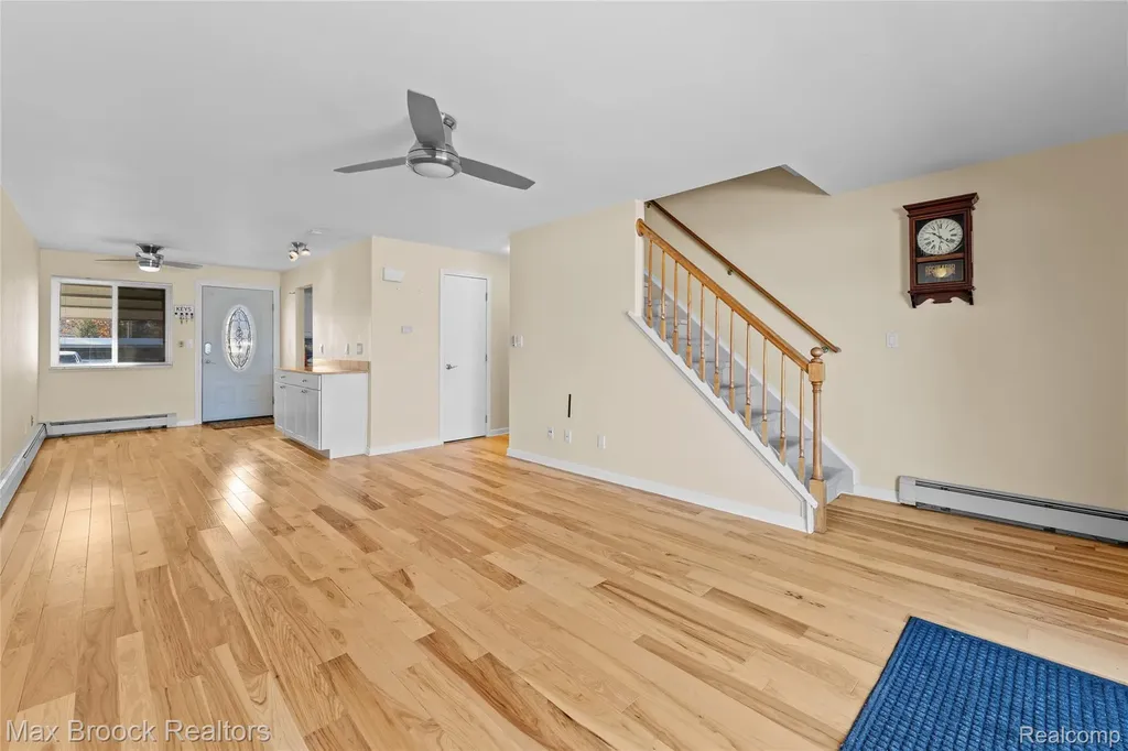 26902 Sandy Hill Court Lyon Charter Township MI 48165