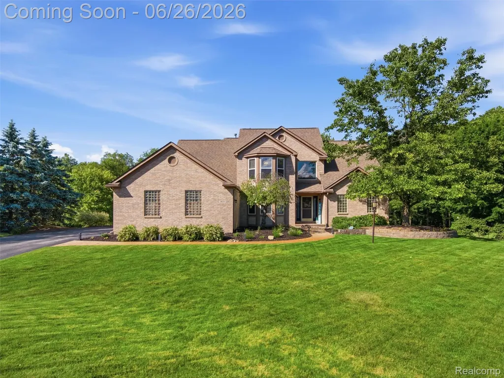 4974 Menominee Lane Independence Charter Township MI 48348