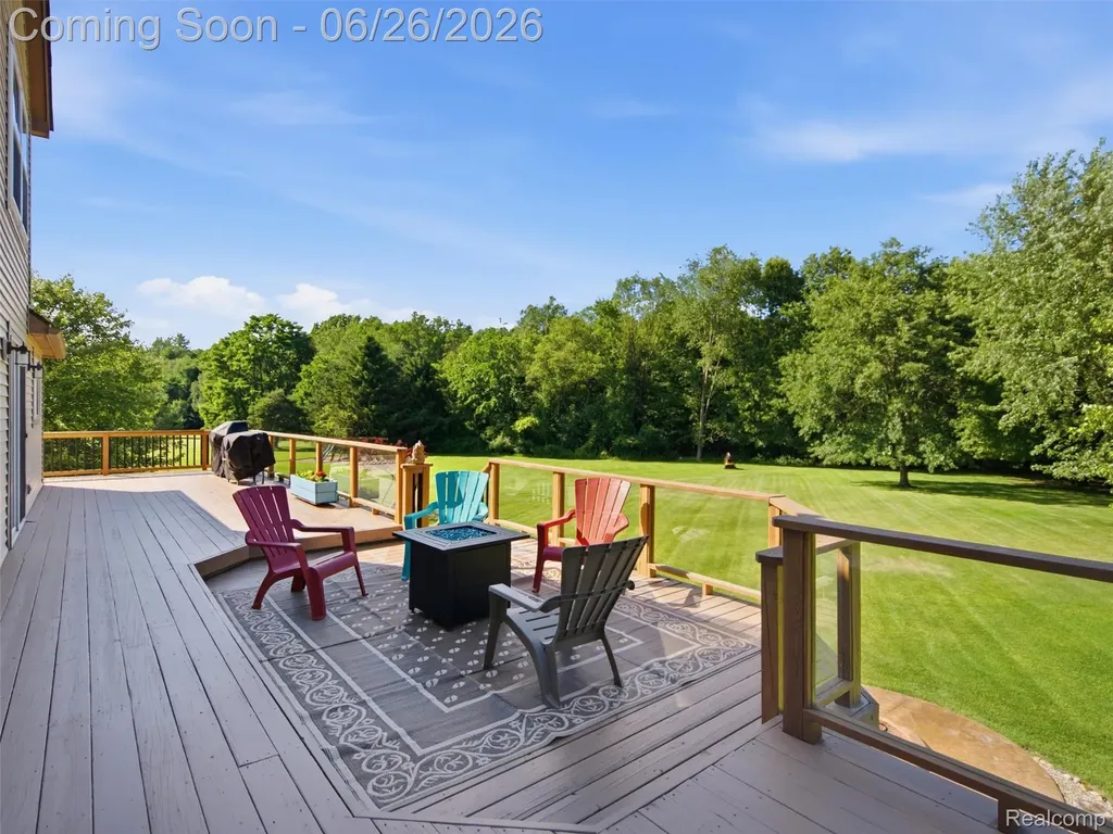 4974 Menominee Lane Independence Charter Township MI 48348