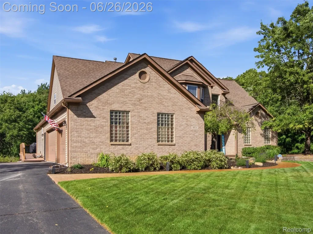 4974 Menominee Lane Independence Charter Township MI 48348