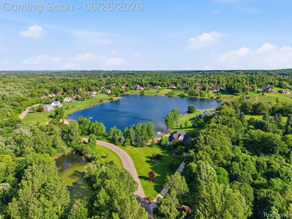 4974 Menominee Lane Independence Charter Township MI 48348