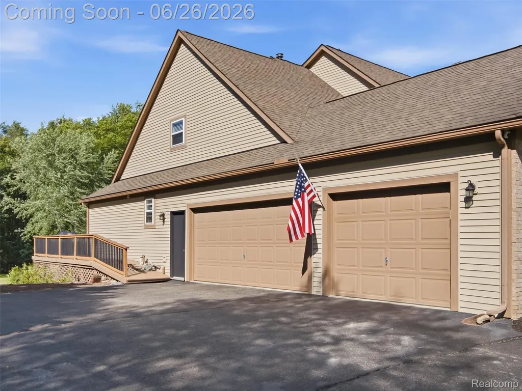 4974 Menominee Lane Independence Charter Township MI 48348
