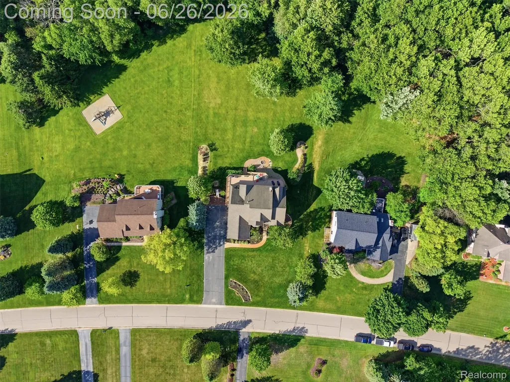 4974 Menominee Lane Independence Charter Township MI 48348