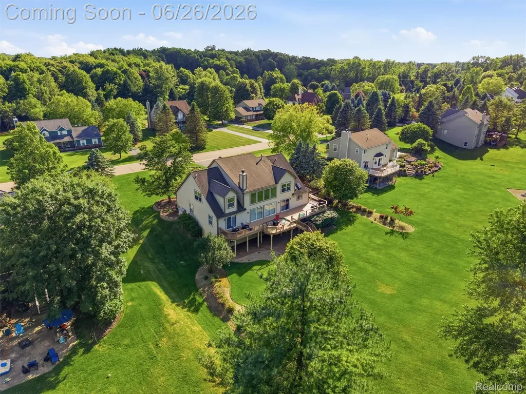 4974 Menominee Lane Independence Charter Township MI 48348