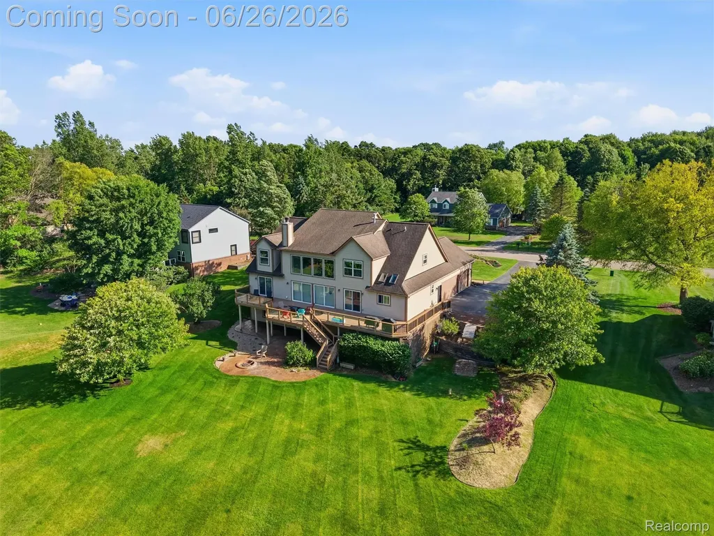 4974 Menominee Lane Independence Charter Township MI 48348
