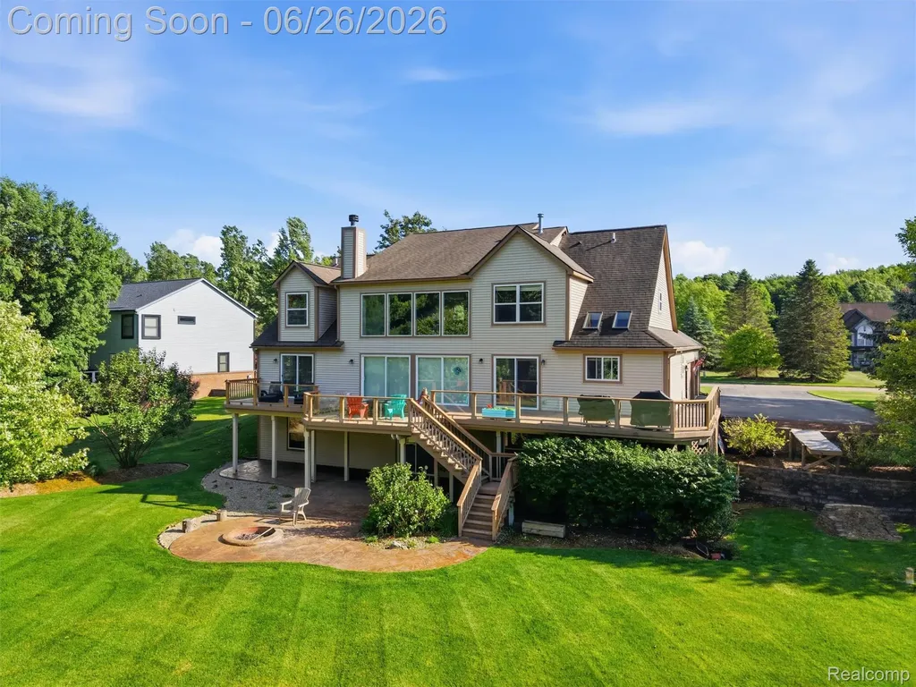4974 Menominee Lane Independence Charter Township MI 48348