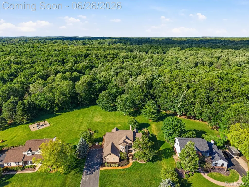 4974 Menominee Lane Independence Charter Township MI 48348