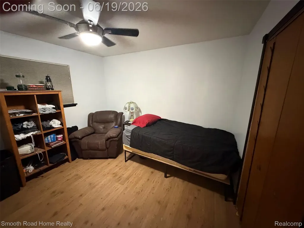 27719 Mayfair Avenue Brownstown Charter Township MI 48183