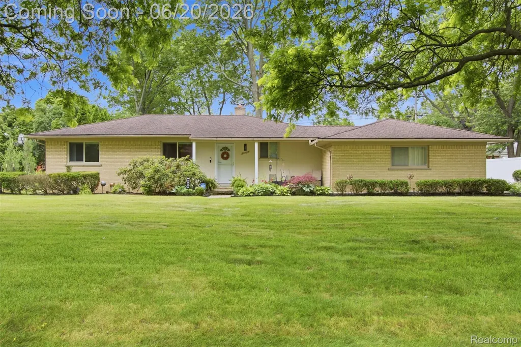 31737 Bella Vista Drive Farmington Hills City MI 48334