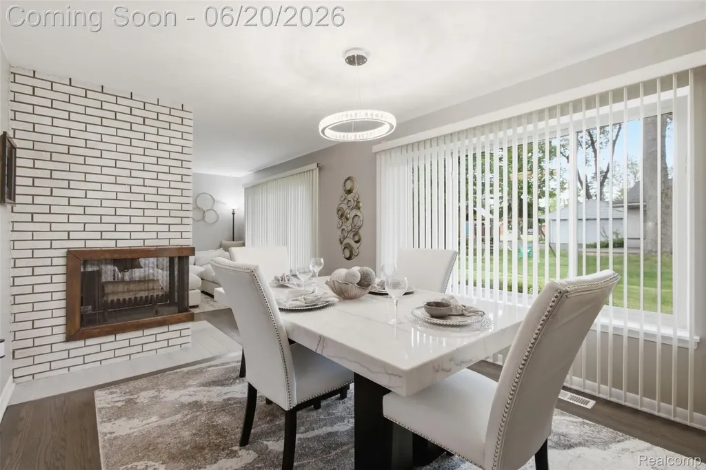 31737 Bella Vista Drive Farmington Hills City MI 48334