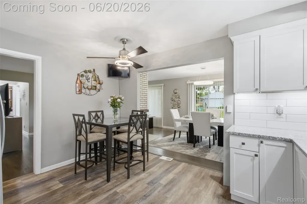 31737 Bella Vista Drive Farmington Hills City MI 48334