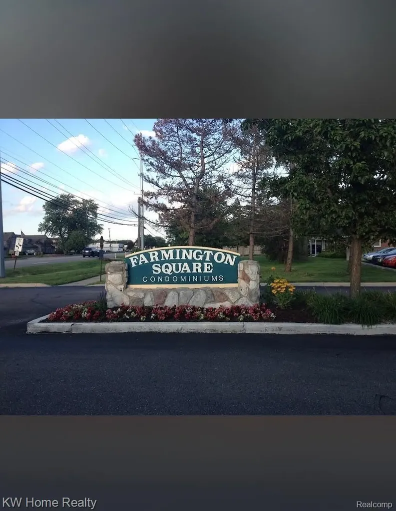 31993 W 12 Mile Road Farmington Hills City MI 48334