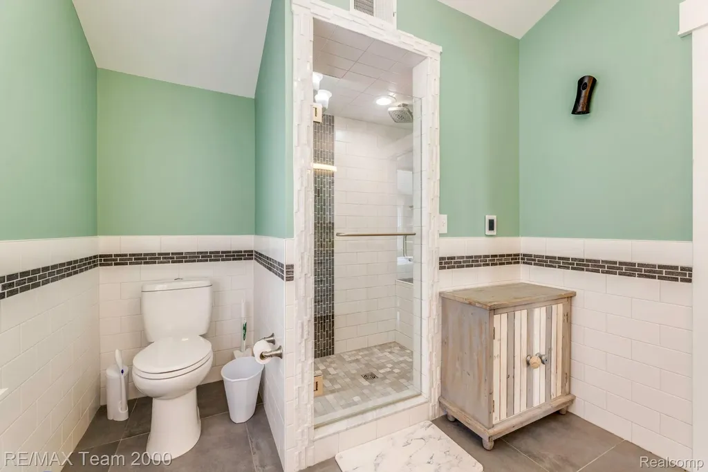 7745 Lakeview Drive Worth Township MI 48450