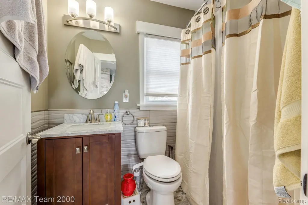 7745 Lakeview Drive Worth Township MI 48450