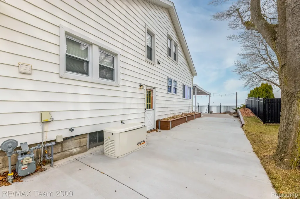 7745 Lakeview Drive Worth Township MI 48450