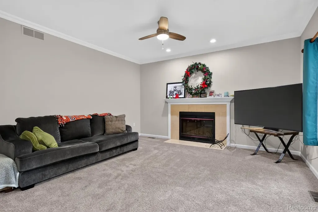7943 Debora Drive Genoa Township MI 48114
