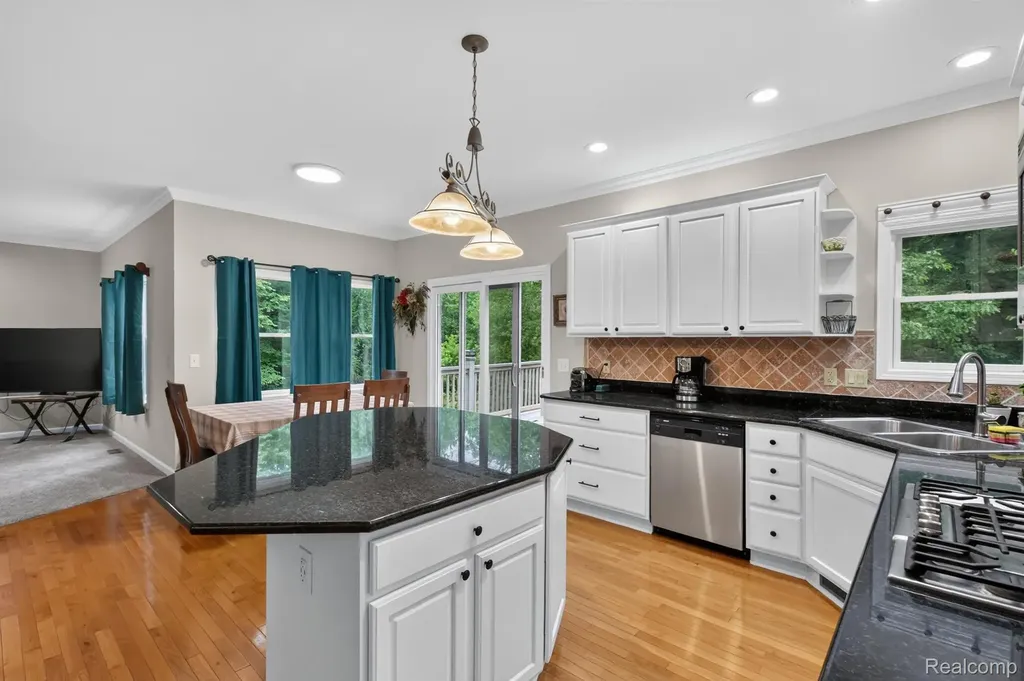 7943 Debora Drive Genoa Township MI 48114