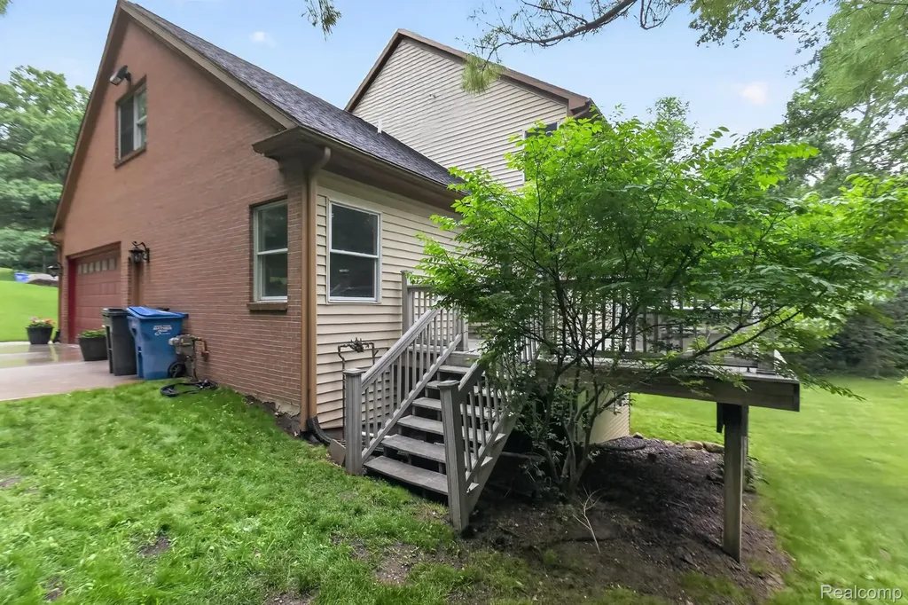 7943 Debora Drive Genoa Township MI 48114
