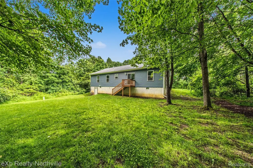 1765 Parker Road Holly Township MI 48442