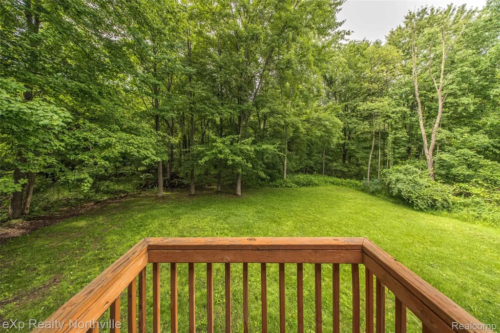 1765 Parker Road Holly Township MI 48442