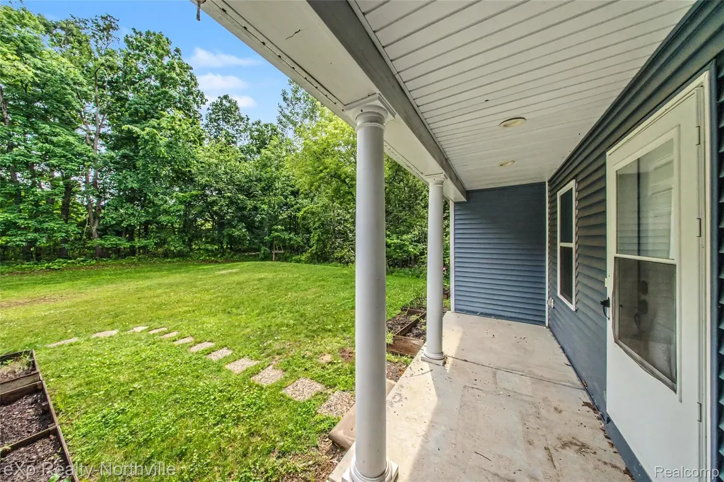 1765 Parker Road Holly Township MI 48442