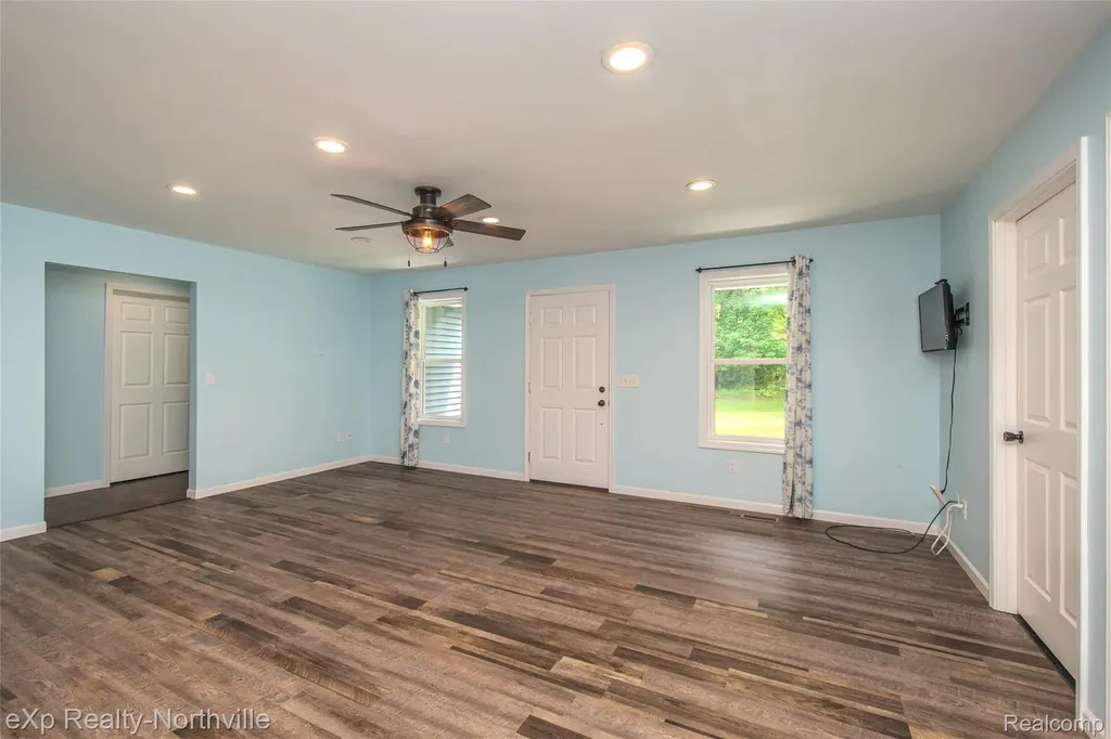 1765 Parker Road Holly Township MI 48442