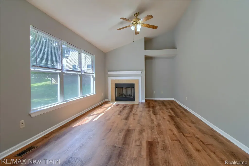3241 Buckhorn Court Ann Arbor City MI 48105
