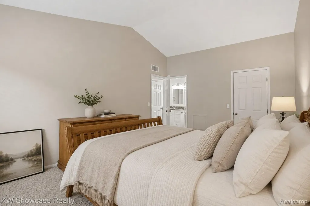 1499 Mariner Drive Walled Lake City MI 48390