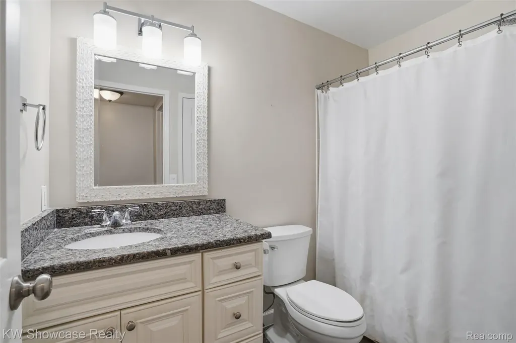 1499 Mariner Drive Walled Lake City MI 48390