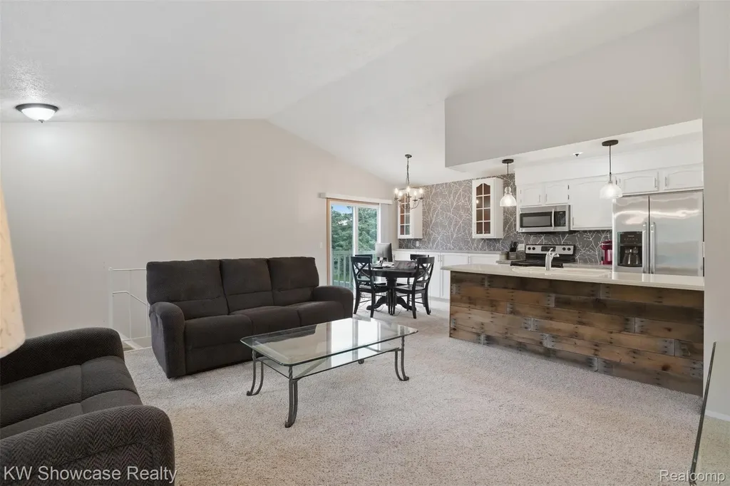 1499 Mariner Drive Walled Lake City MI 48390